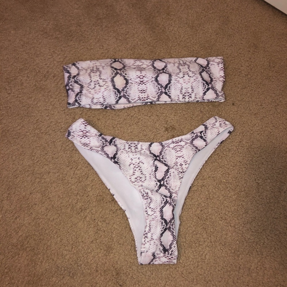 SHEIN Snakeskin Bikini